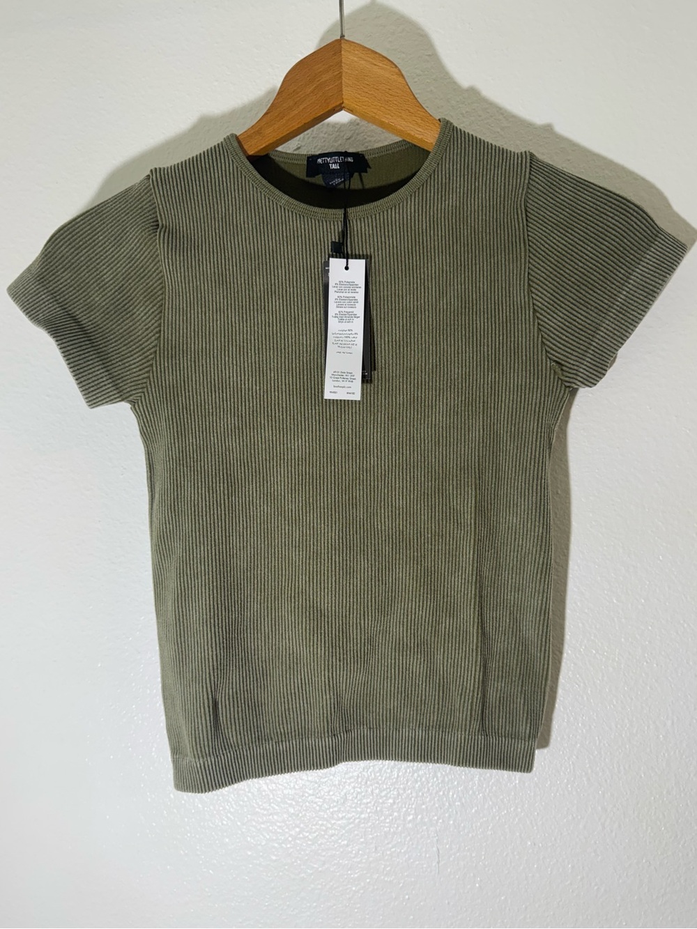 NWT PrettyLittleThing Olive Ribbed Short Sleeve Crew Top